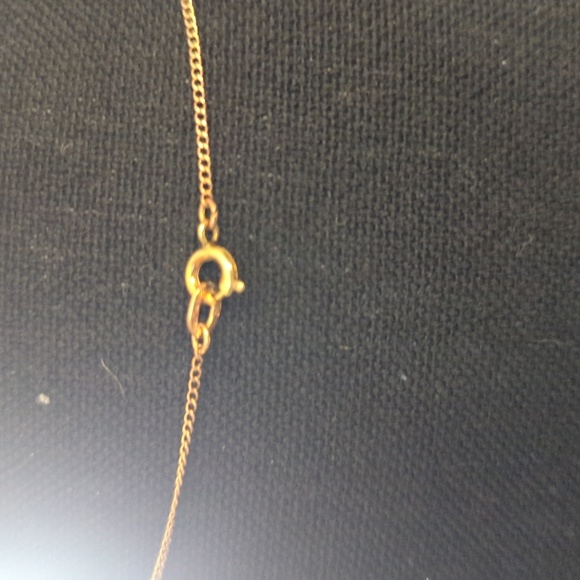 Dainty gold necklace with cubic zirconia - Picture 3 of 4